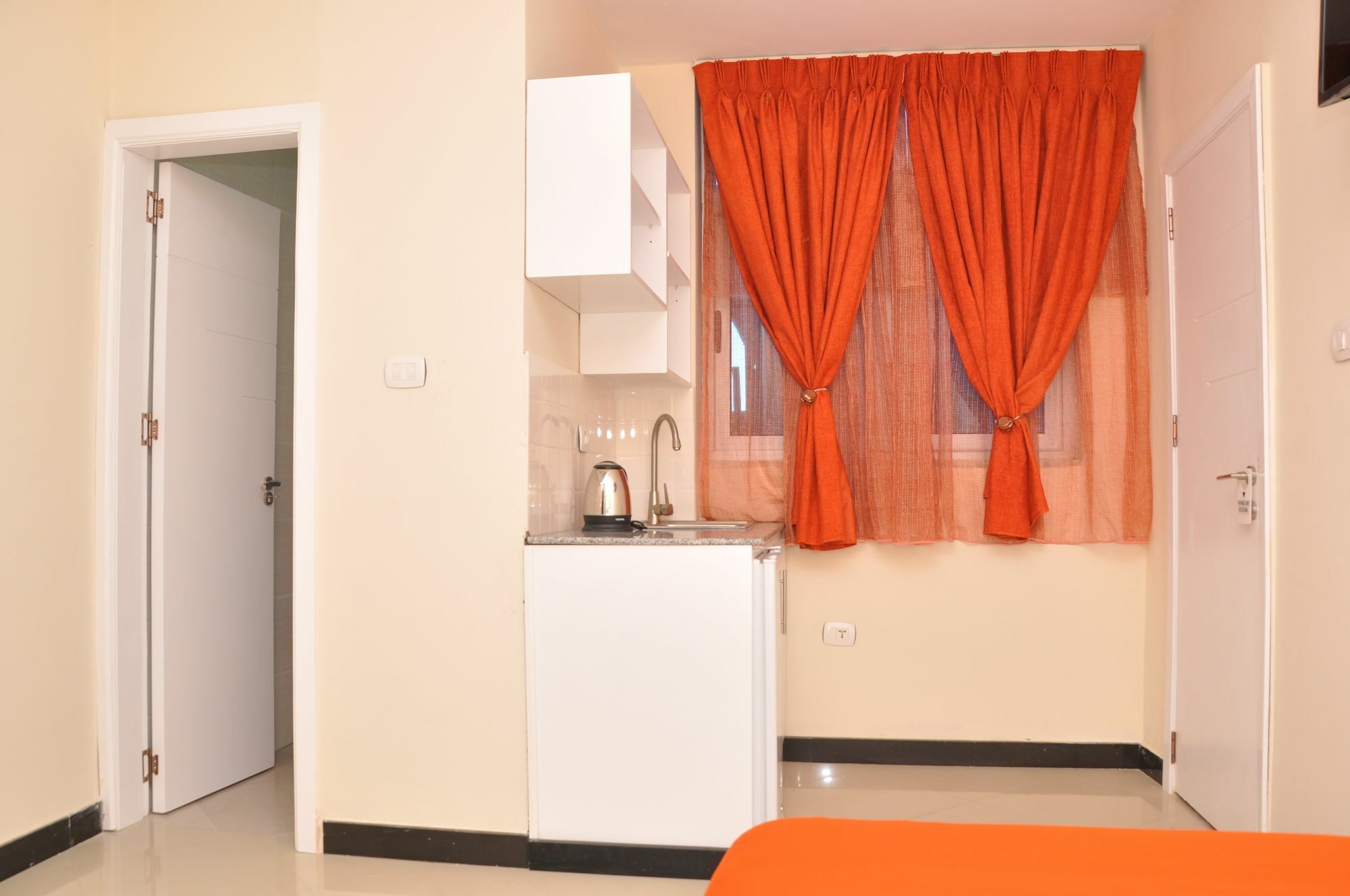 Afro Addis Hotel Apartment エクステリア 写真