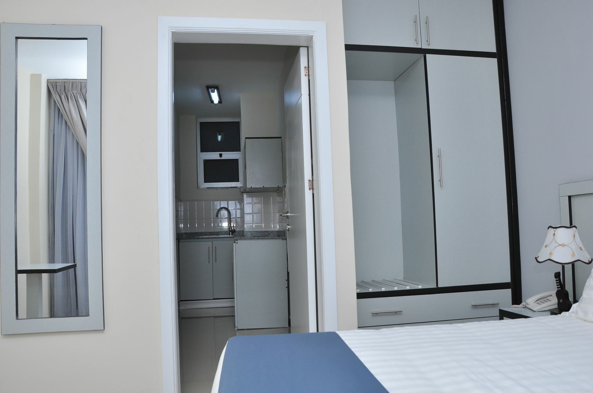Afro Addis Hotel Apartment エクステリア 写真