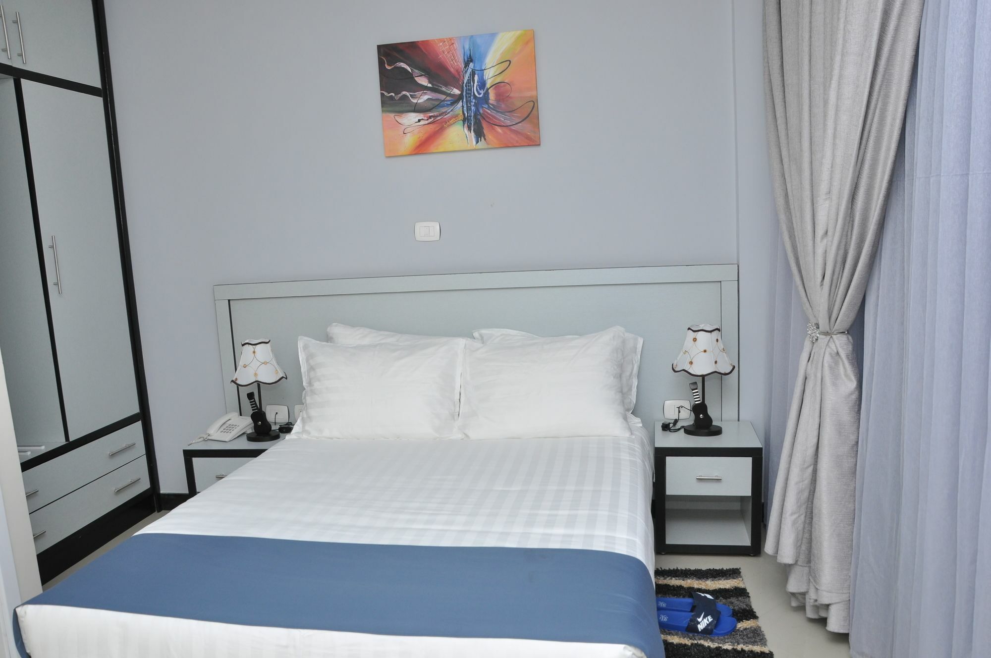 Afro Addis Hotel Apartment エクステリア 写真